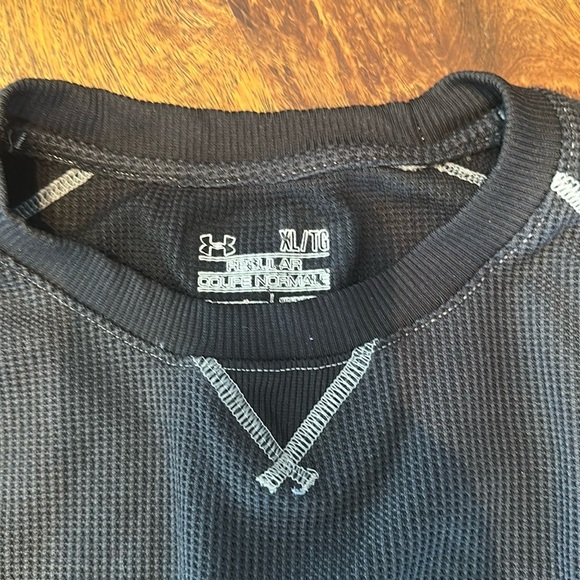 Under armour men’s top Size XL - Picture 2 of 6